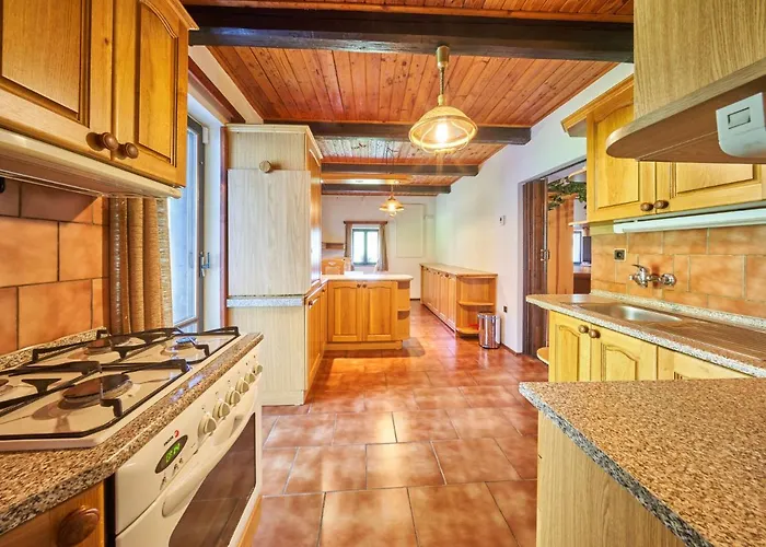 Hodkovice By Interhome